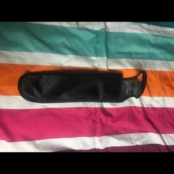 Ion Black Mini Hair Straightener Case - Picture 2 of 3